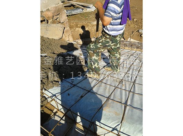 水系駁岸施工現場(chǎng) (9)